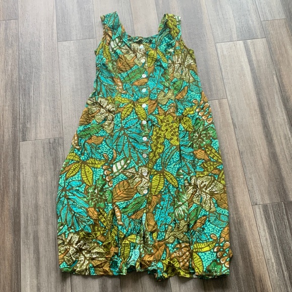 Dress Barn Dresses & Skirts - Tropical Leaf Print Sleeveless Summer Dress - Green